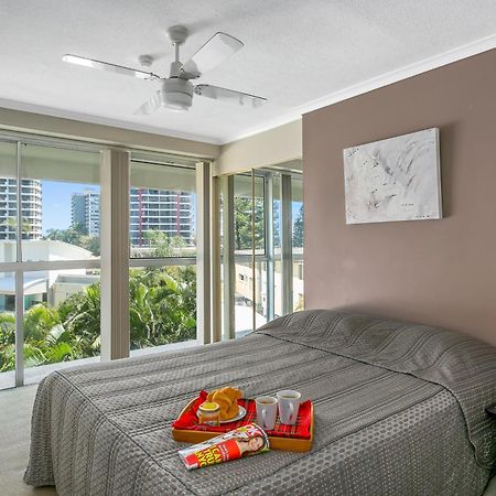 Surfers Beachside Holiday Apartments Gold Coast Chambre photo